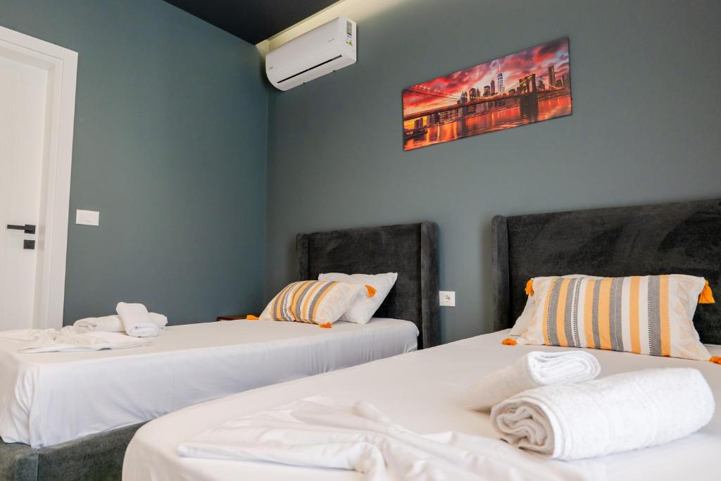 Deluxe Double or Twin Room